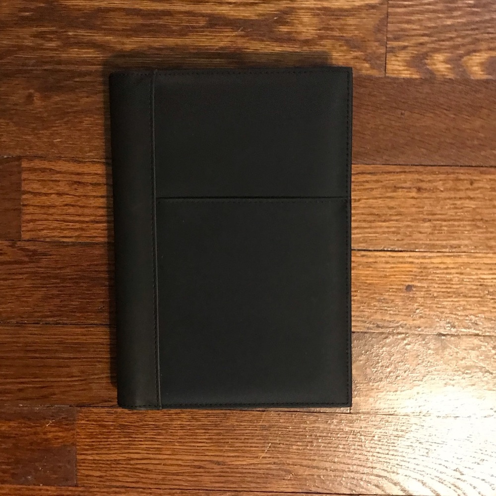 🌵Cambridge Black Notepad / Telephone Book